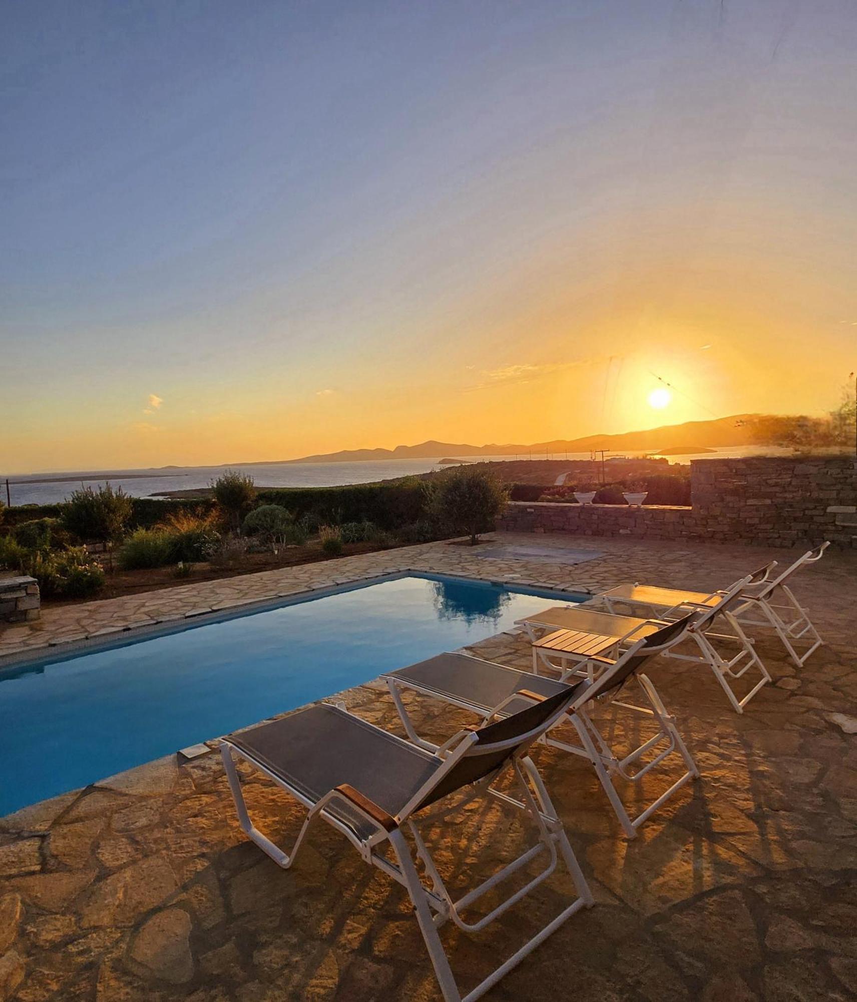 Paros Afrodite Luxury Villas Alikí Buitenkant foto